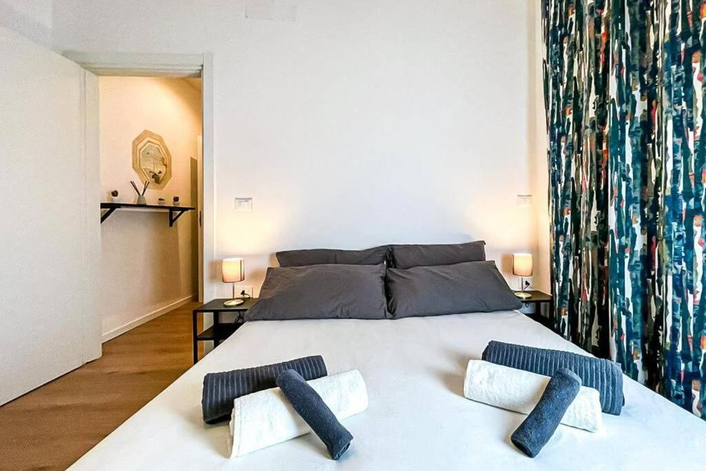 Apartamento Luxury Stazione Centrale Elegante Loft Trieste Exterior foto